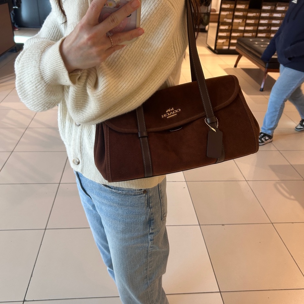 NWT🌟Coach Bridget Flap Shoulder Bag in Vintage Brown Suede CDB06 - Picture 2 of 6